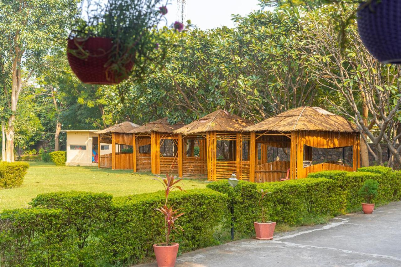 Narmada Hills Resort Godarpura 외부 사진