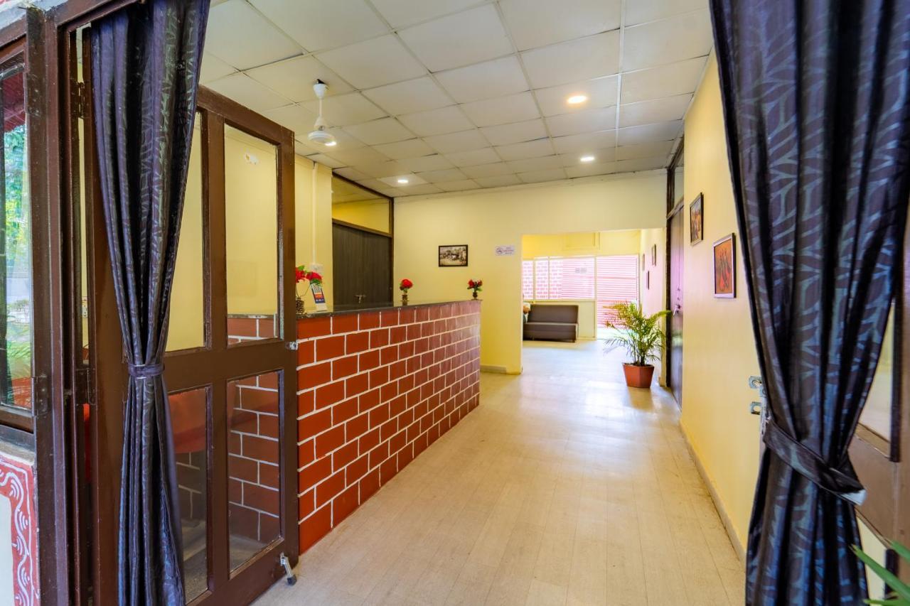 Narmada Hills Resort Godarpura 외부 사진