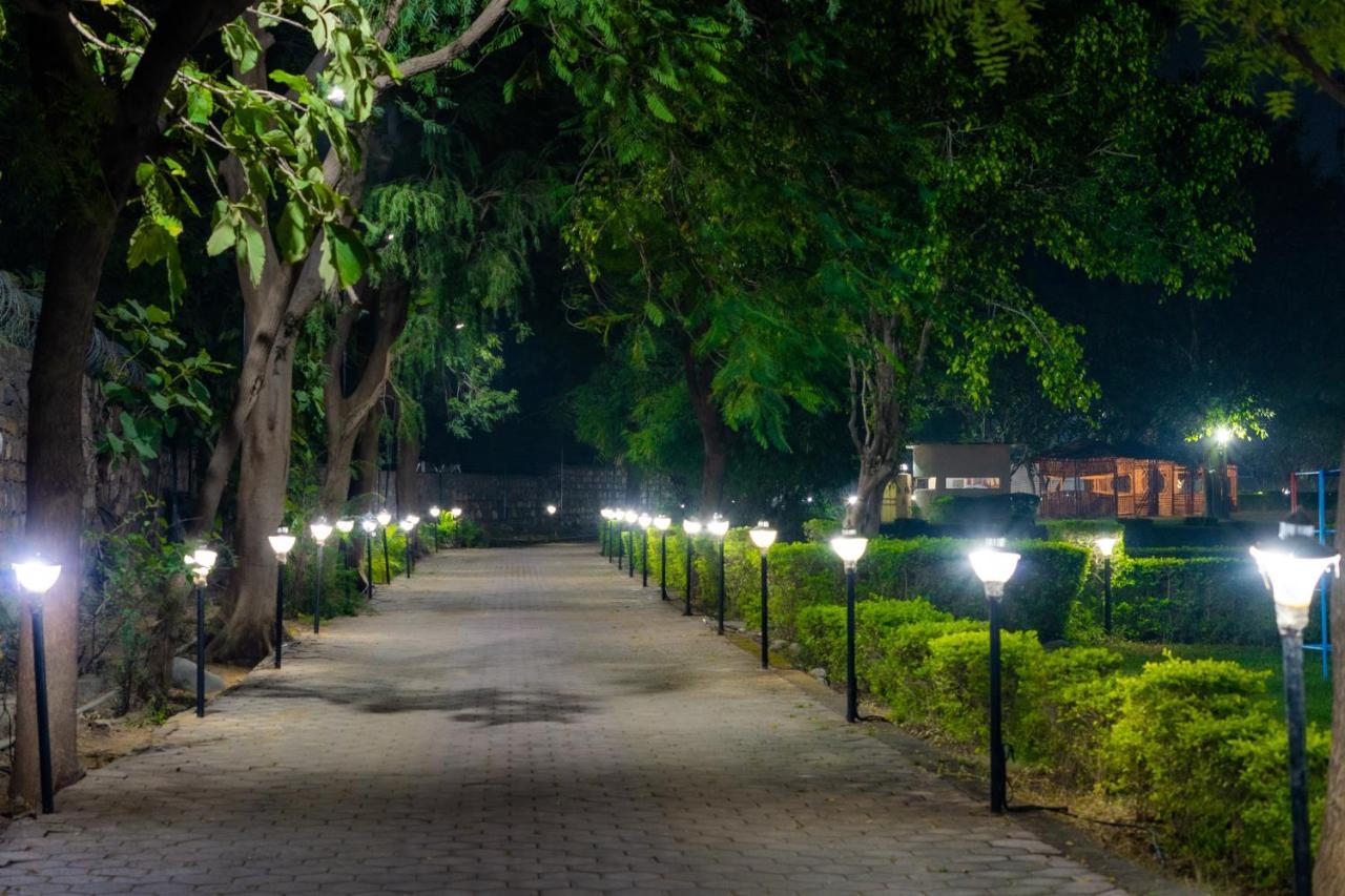 Narmada Hills Resort Godarpura 외부 사진