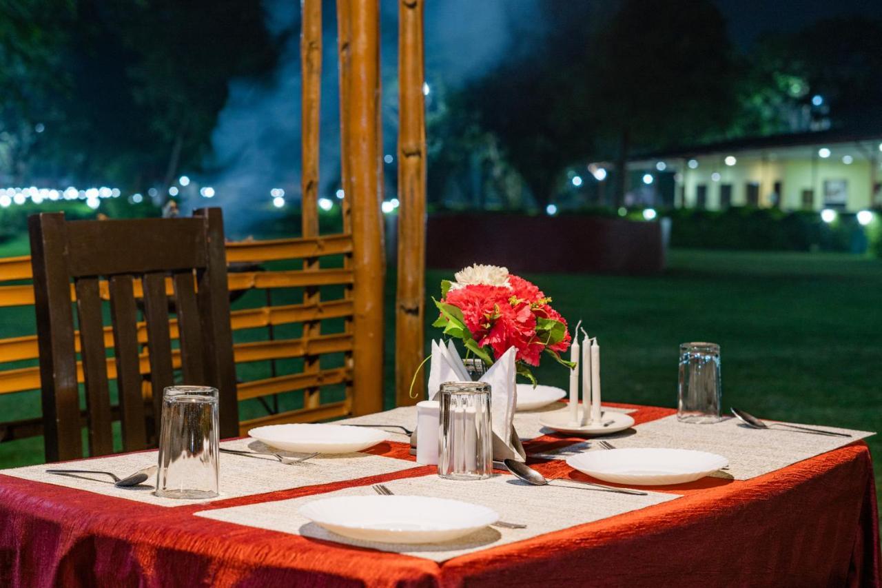 Narmada Hills Resort Godarpura 외부 사진