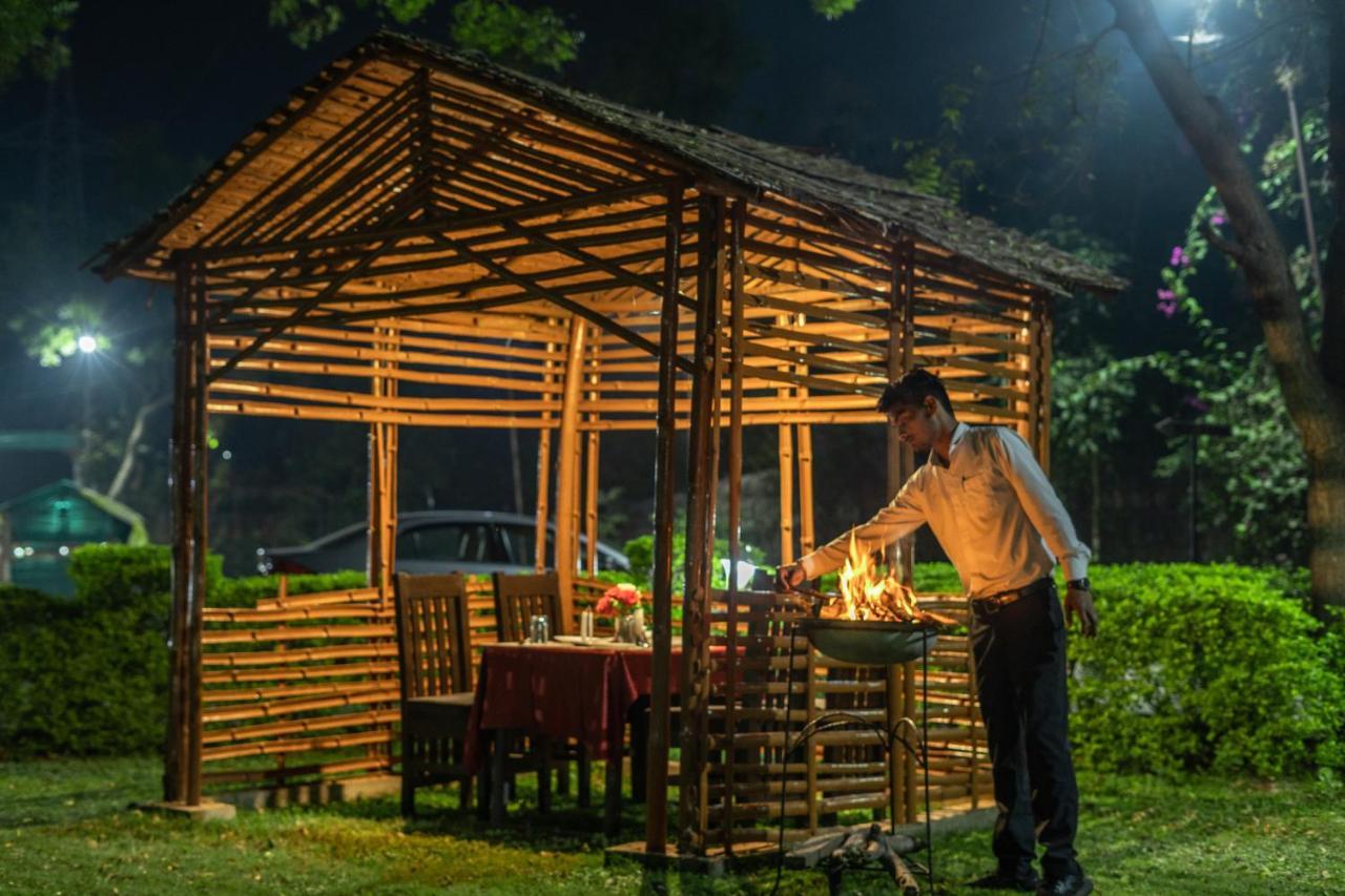 Narmada Hills Resort Godarpura 외부 사진